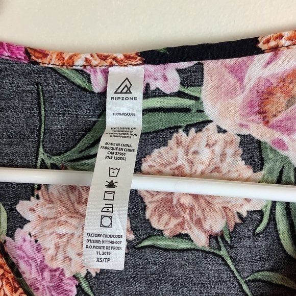 RIPZONE WRAP FLORAL SUMMER DRESS NWOT - Picture 4 of 7